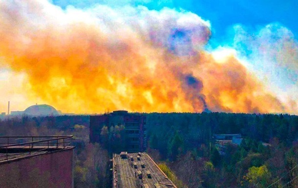 Пожежі в Чорнобилі: ситуація стабілізувалася, радіаційний фон в нормі