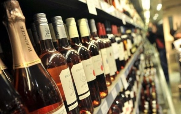У Чернігівській області зняли заборону на продаж алкоголю