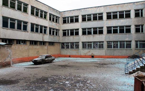 Близько тисячі шкіл залишилися на непідконтрольній Україні території