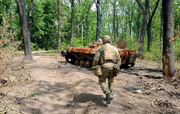 РФ намагається оточити ЗСУ на Донбасі – Генштаб
