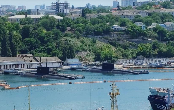 З Севастополя в море РФ вивела п ять підводних човнів – ЗМІ