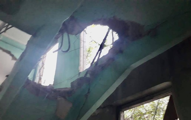 Два райони Дніпропетровської області потрапили під обстріл, поранено жінку