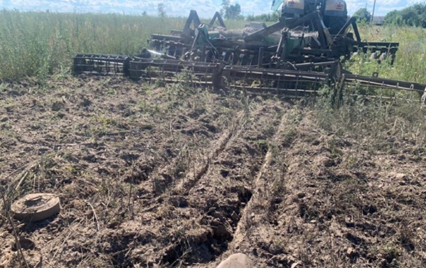 На Київщині трактор вибухнув на протитанковій міні