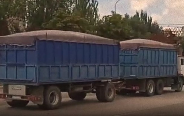 Окупанти вивозять крадене зерно через Маріуполь - Андрющенко