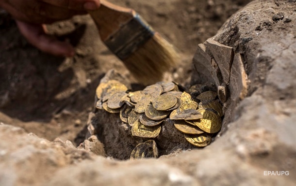 У Британії знайшли скарб золотих монет із Стародавнього Риму
