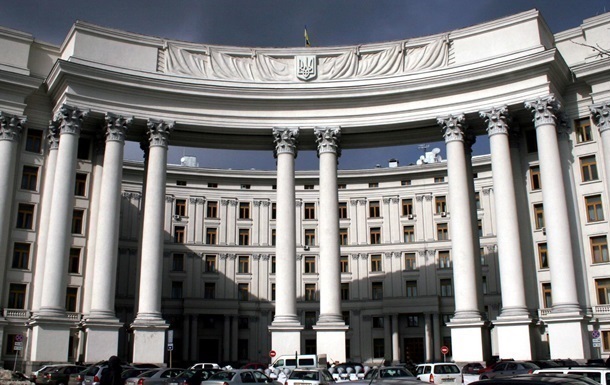 У МЗС відповіли на заклик послів РФ страчувати азовців