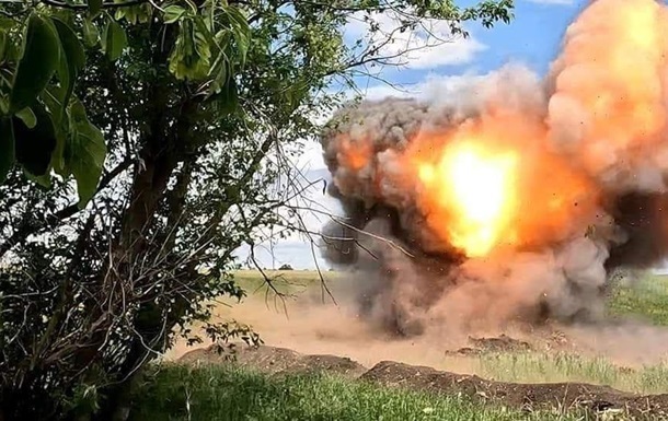 ЗСУ завдали удару по скупченню окупантів і техніки РФ на Херсонщині