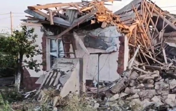 За вихідні окупанти пошкодили на Миколаївщині 37 будинків