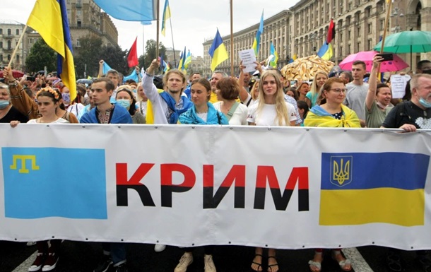 Кримчани починають активніше підтримувати Україну – представник президента