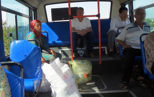 У Туркменістані збирачів пляшок назвали  ганьбою  країни