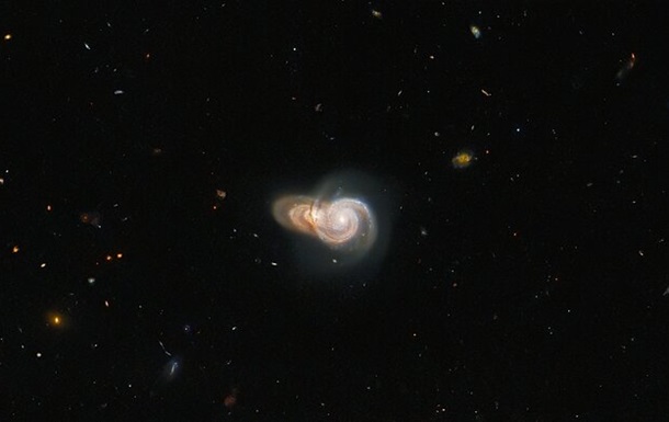 Hubble зробив фото двох незвичних галактик