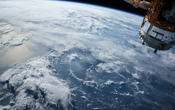 NASA показало Землю з відстані 620 тисяч кілометрів