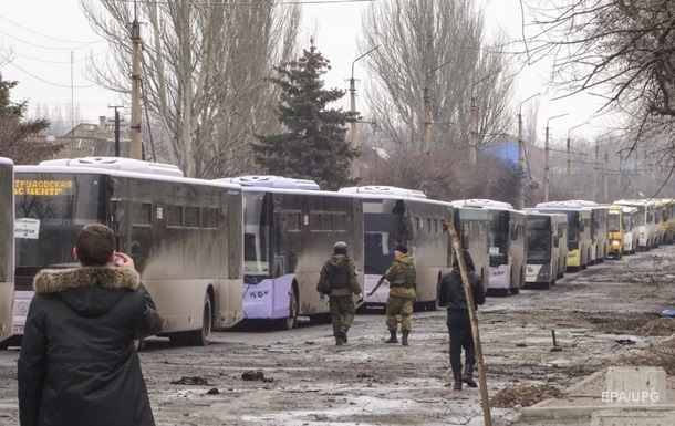 Окупанти  евакуюють  жителів Луганщини через підготовку до оборони – РВА