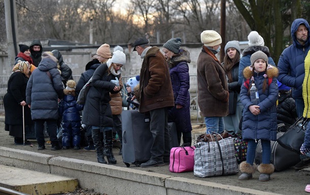 Росіяни планують  евакуювати  населення трьох міст Луганщини – ЗСУ
