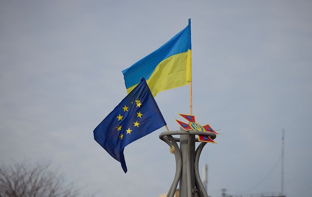 У Херсоні офіційно підняли прапор України