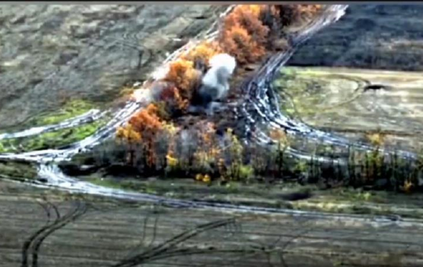 ЗСУ показали знищення прихованої бронетехніки РФ на Луганщині