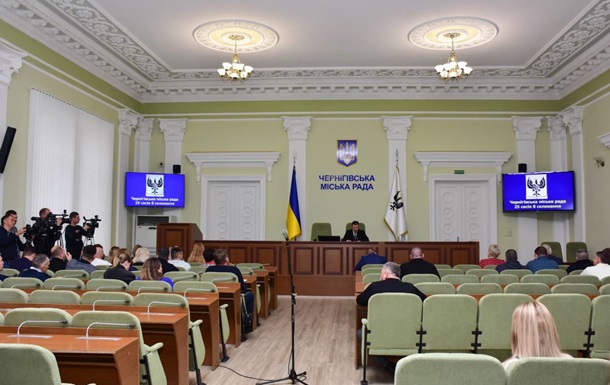 Чернігівська міськрада стала на захист відстороненого з посади мера