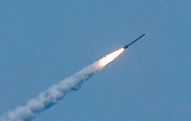 Російська ракета вбила двох людей у Кривому Розі