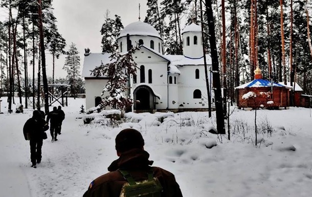 СБУ обшукує монастирі УПЦ МП на Житомирщині
