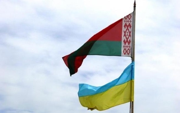 Україна розірвала оборонні угоди з Білоруссю