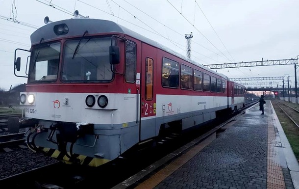 В Україну прибув перший поїзд зі Словаччини після початку війни