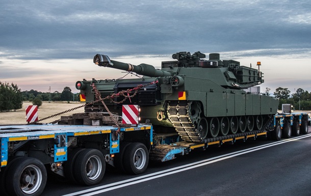 У Сенаті заявили, що Байден має поставити Україні танки