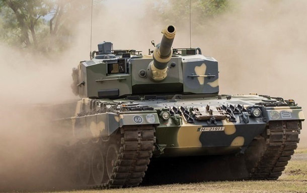 ФРН збільшила кількість запланованих поставок танків Leopard 2 в Україну