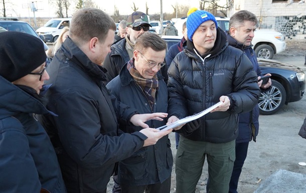 Прем єр Швеції відвідав населені пункти Київщини, що постраждали від війни	