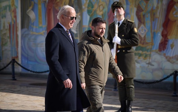 США обговорювали з Росією візит Байдена до Києва - АР