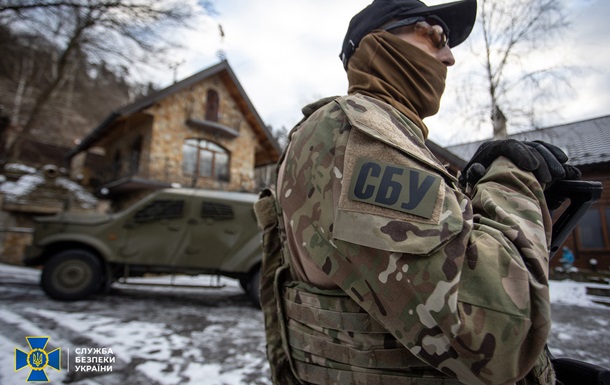 У Києві злочинці під виглядом добробатів тероризували городян