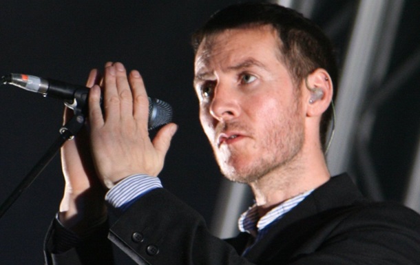 Фронтмен Massive Attack представив нову версію пісні Обійми