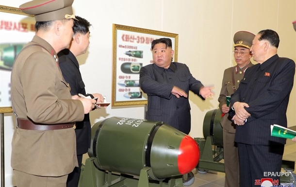 Кім Чен Ин наказав наростити запас ядерної зброї