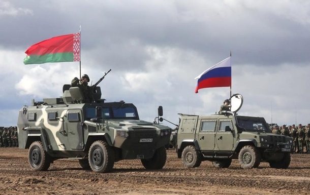 У Білорусі знову продовжили спільні з РФ військові навчання