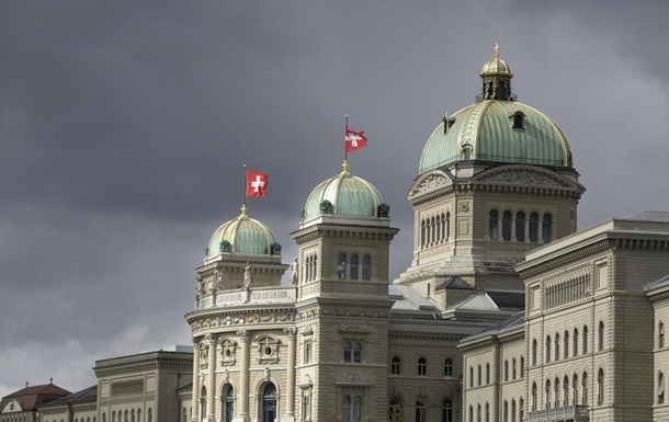 У Швейцарії призупинили консультації щодо реекспорту зброї