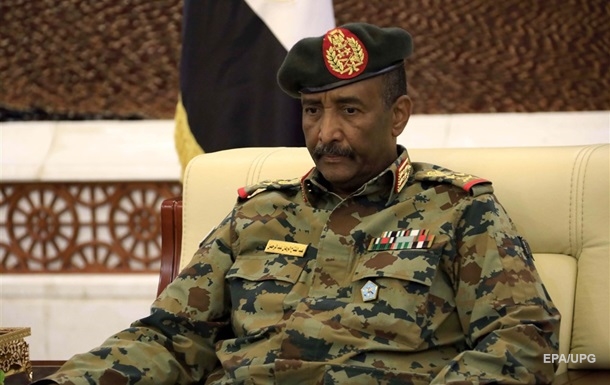 Головком армії Судану оголосив сили спецназу бунтівниками і розпустив їх