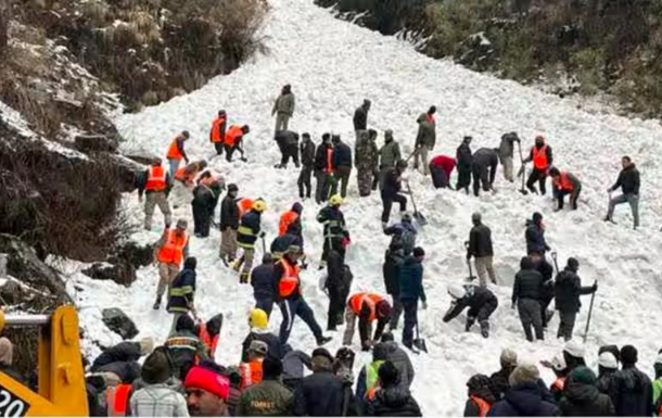 Семеро туристів загинули під час сходження лавини в Індії