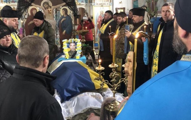 УПЦ МП не пускала до церкви на Буковині віруючих відспівати загиблого воїна