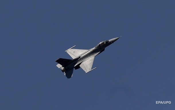 Ігнат розповів про тестування українських пілотів на F-16 у США