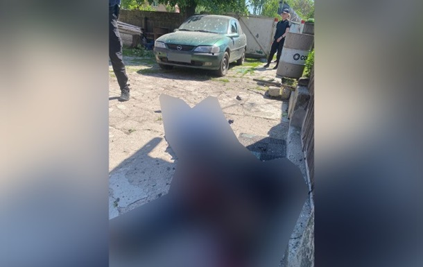 На Полтавщині чоловік застрелив трьох сусідів і підірвав себе
