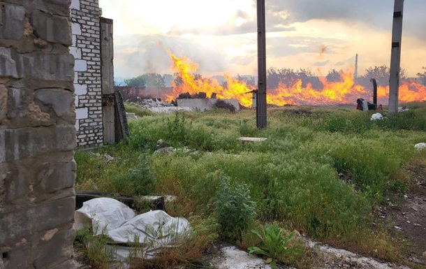 Росіяни обстріляли Куп янськ, спалахнула пожежа