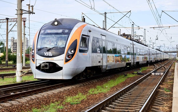 УЗ повертає потяг Київ-Дніпро-Запоріжжя, який не курсував з початку війни