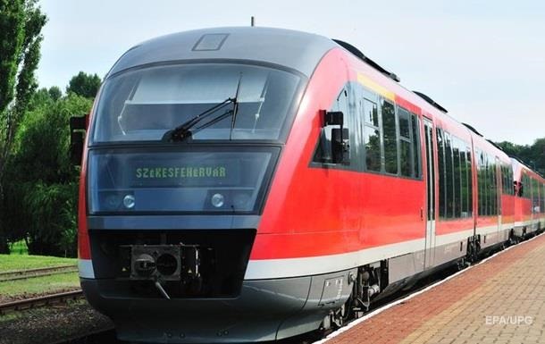 В Угорщині відновили рух поїздів після аварії - УЗ