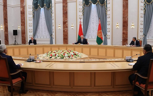 Лукашенко назвав санкції  загрозою глобального масштабу 