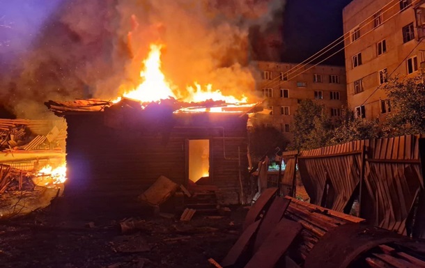 РФ атакувала  шахедами  житлові будинки на Чернігівщині