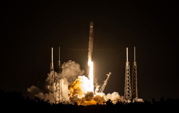 SpaceX вивела на орбіту 22 супутника Starlink