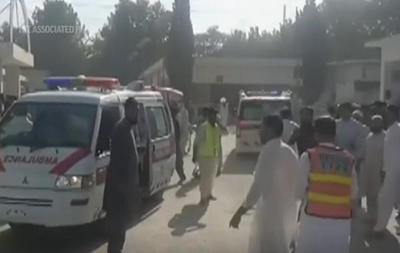 У Пакистані терорист вчинив вибух: загинули 44 людини, 200 поранено