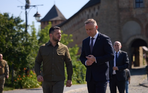 Зеленський обговорив з Дудою саміт НАТО у Вільнюсі