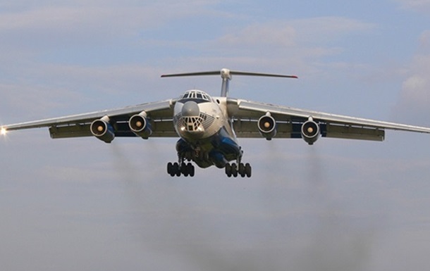 Літак Іл-76 полетів з Білорусі до Твері - соцмережі