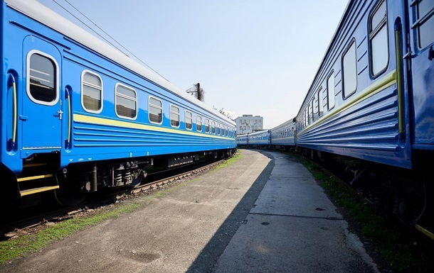 На Полтавщині з рейок зійшов поїзд: затримуються кілька рейсів