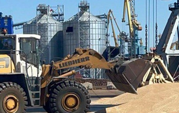 Окупанти вивезли майже 4 млн тонн українського зерна - ЦНС
